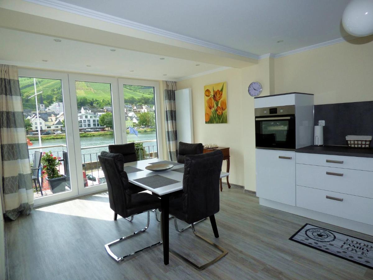 Ferienhaus Moselpromenade Zell an der Mosel Exteriör bild
