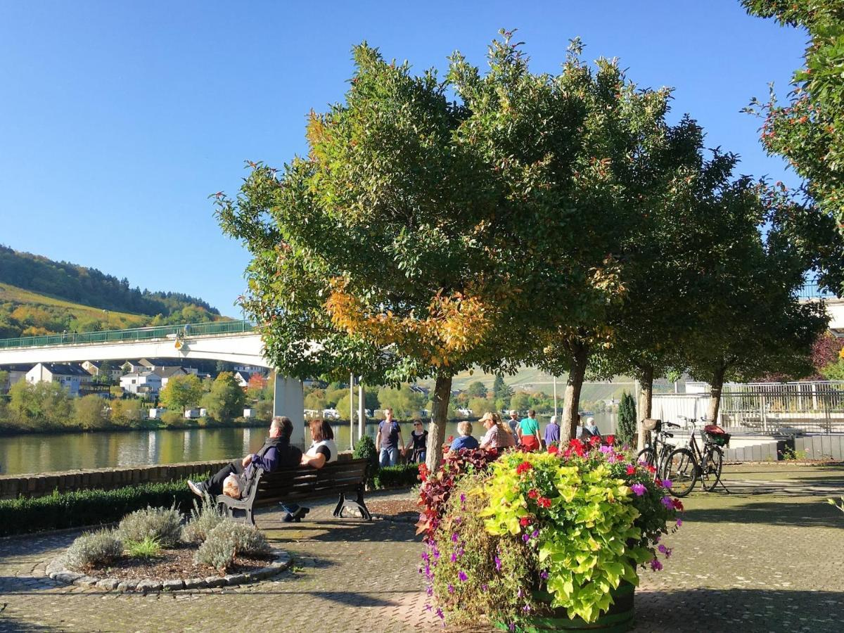 Ferienhaus Moselpromenade Zell an der Mosel Exteriör bild