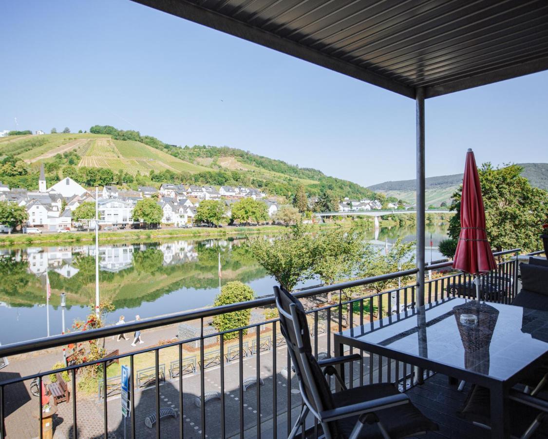 Ferienhaus Moselpromenade Zell an der Mosel Exteriör bild